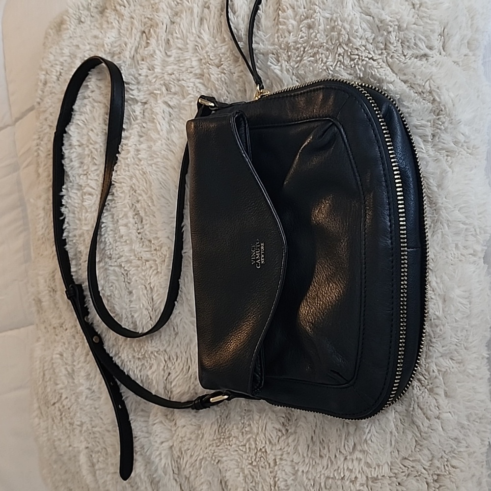 Vince Camuto  Crossbody